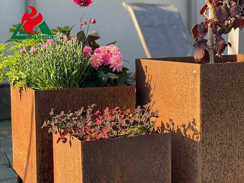 <h3>Long Box Large Rust Corten Steel Metal Rectangular Planter</h3>
